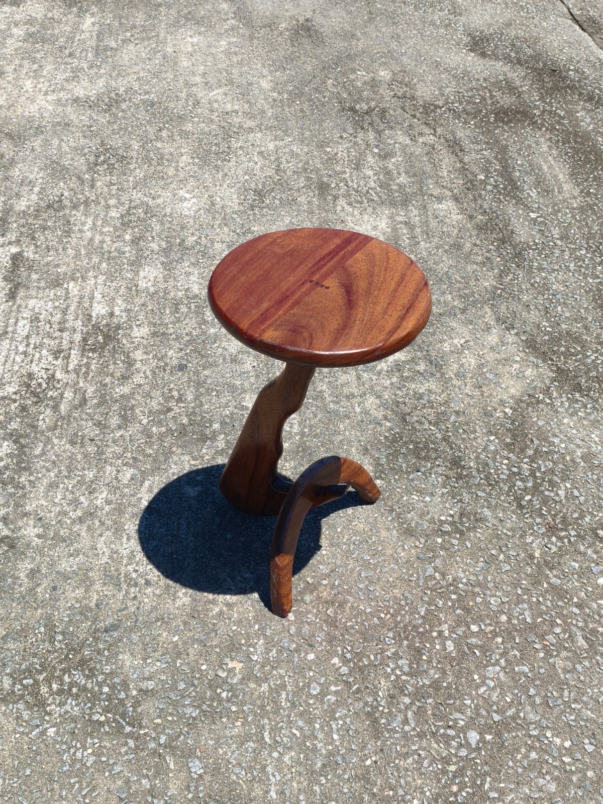 Chevet en bois — Sarame Art Design