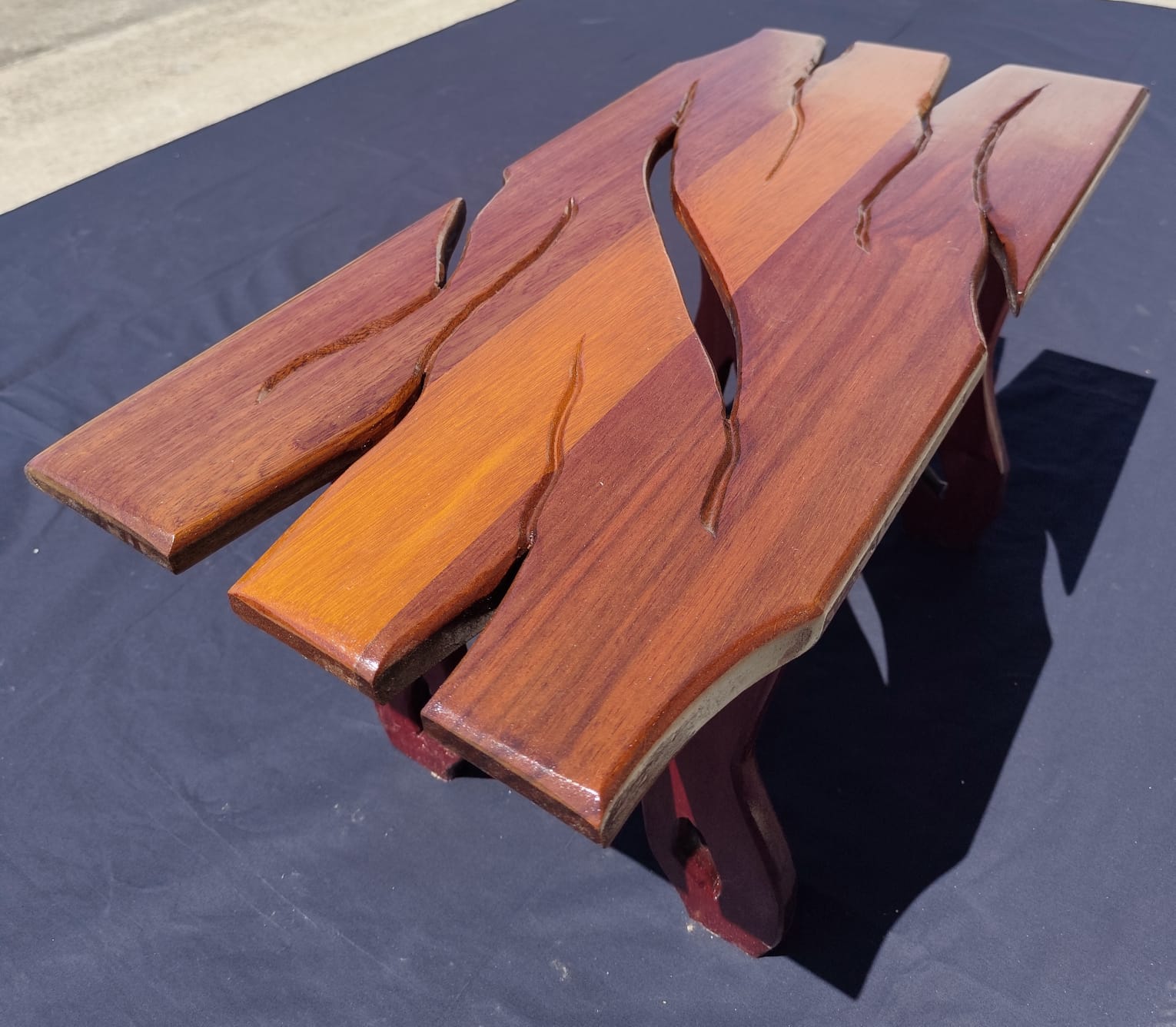 Tabouret en bois — Sarame Art Design